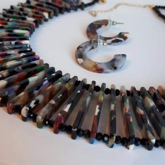 Necklace set - Picture 3 of 4